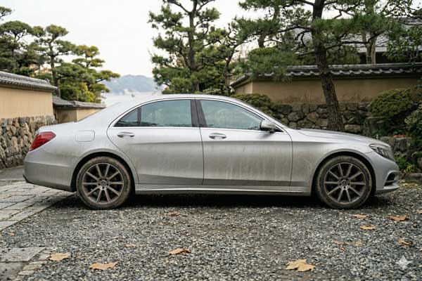 施工前 箱根輸入車